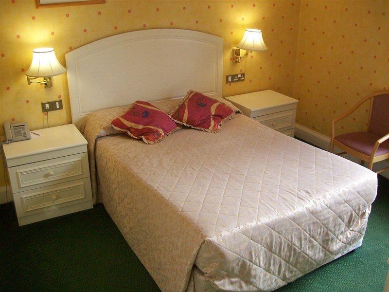 Elstead Hotel Bornemouth Extérieur photo