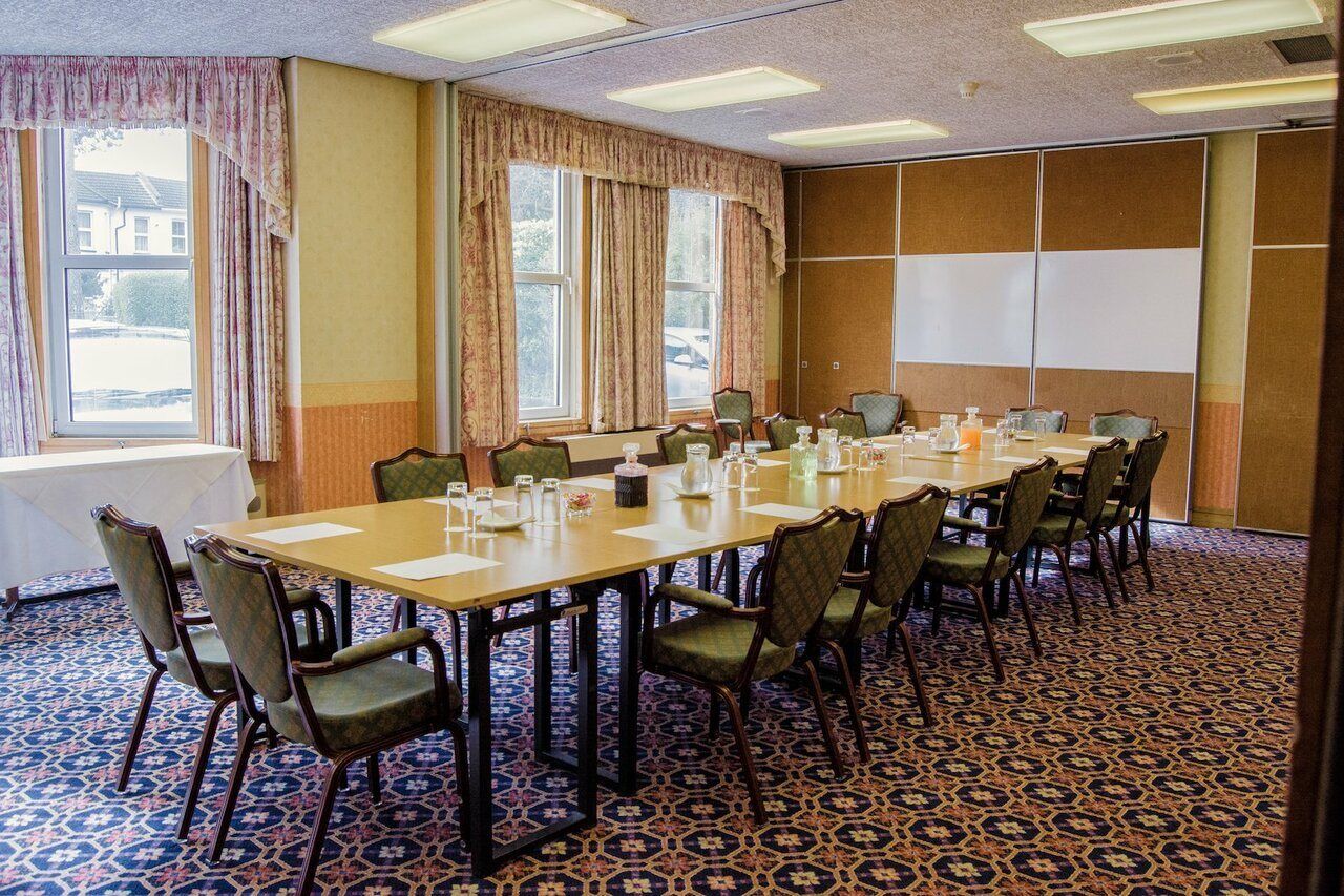 Elstead Hotel Bornemouth Extérieur photo